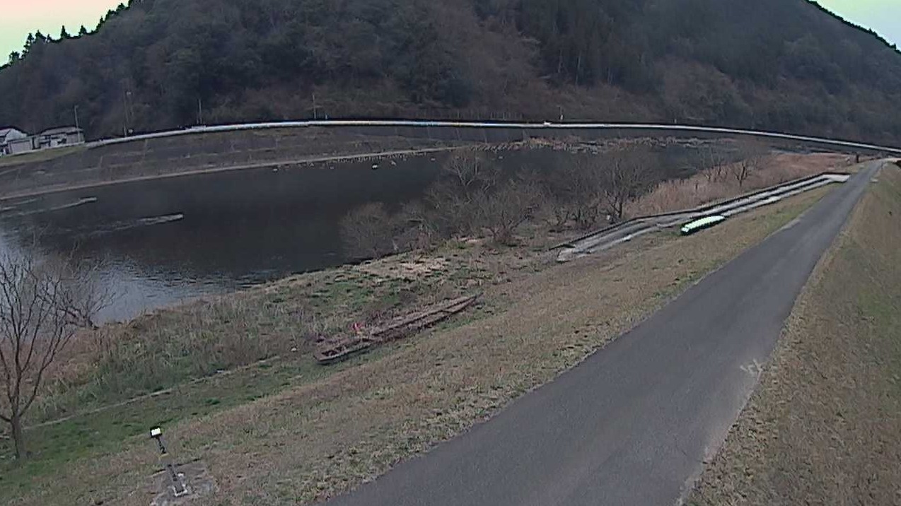 西城川檜原1.2KP左岸ライブカメラ(広島県三次市三次町)