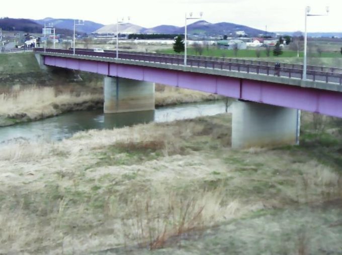 富良野川1.1KPライブカメラ(北海道富良野市北斗町)