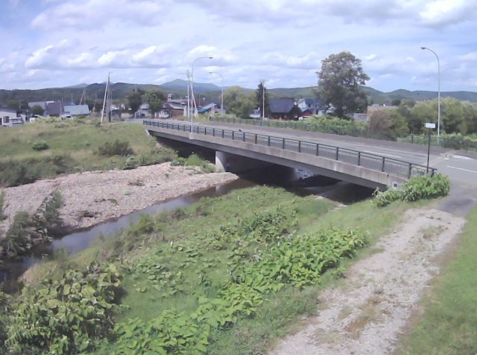 ペンケナイ川1.8KPライブカメラ(北海道枝幸町歌登南町)