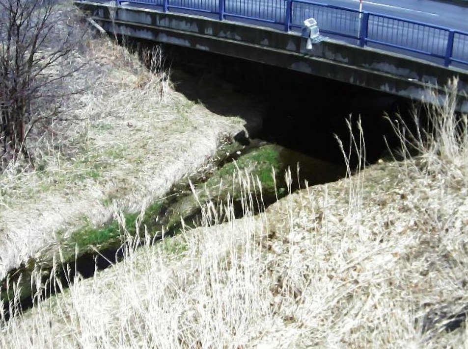 アイヌ川1.8KPライブカメラ(北海道旭川市東光22条9丁目)