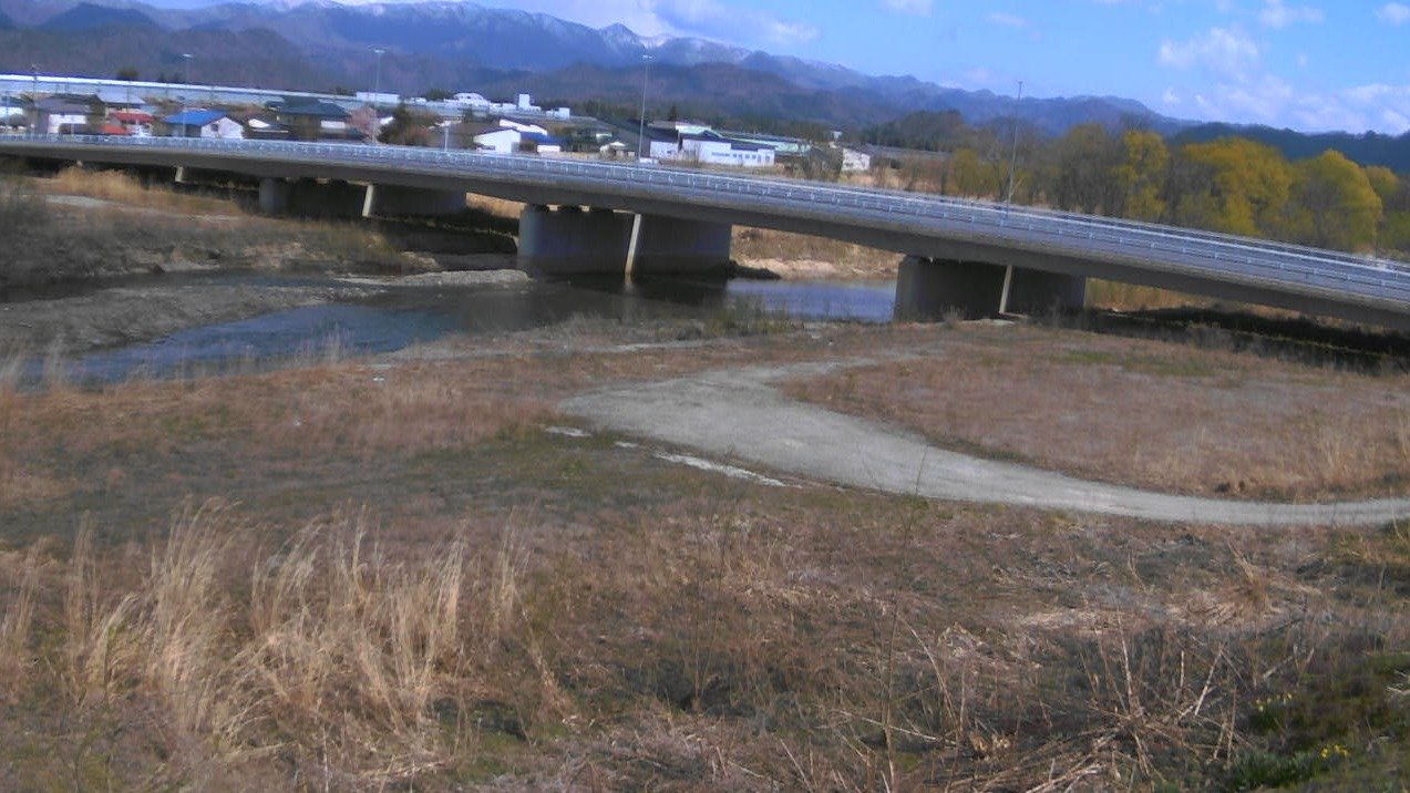 羽黒川羽黒川橋ライブカメラ(山形県米沢市花沢町)