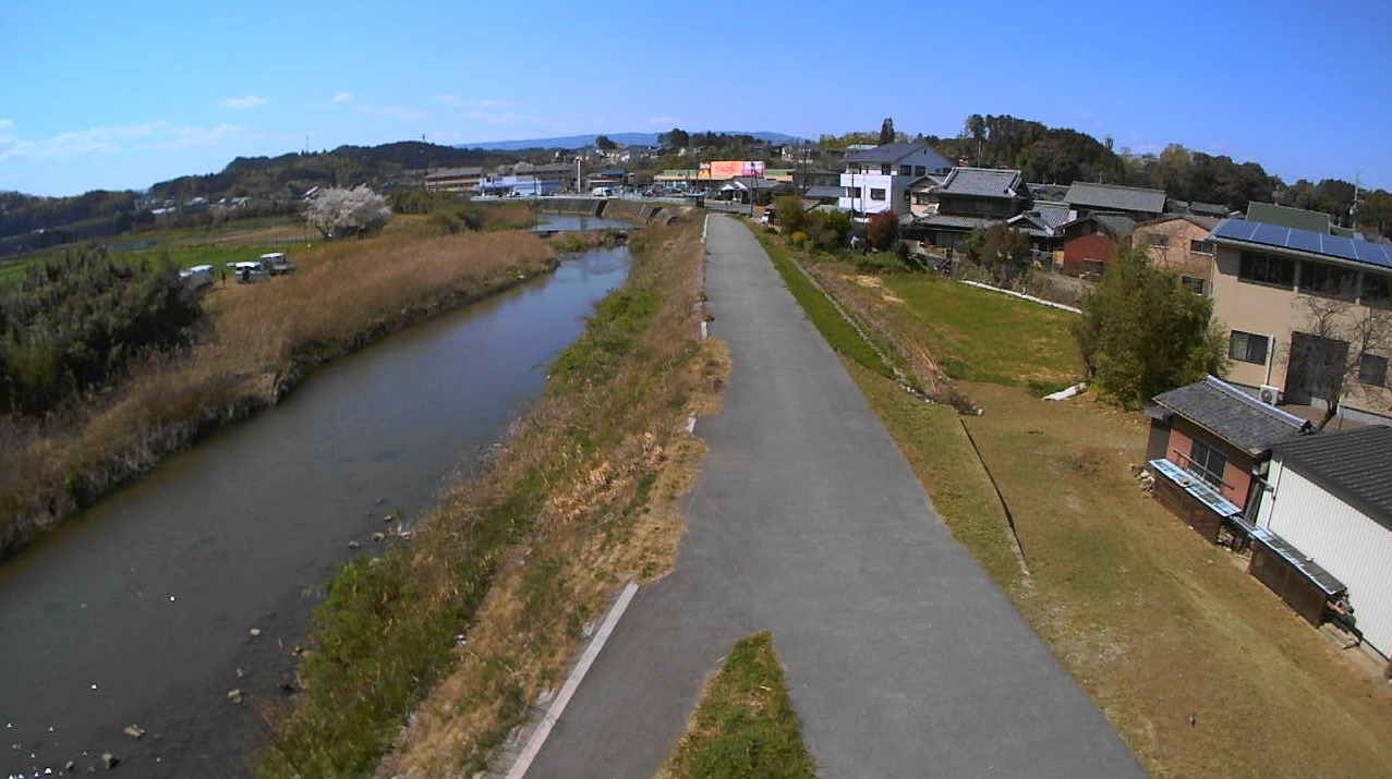 波瀬川3.4KP左岸ライブカメラ(三重県津市一志町田尻)