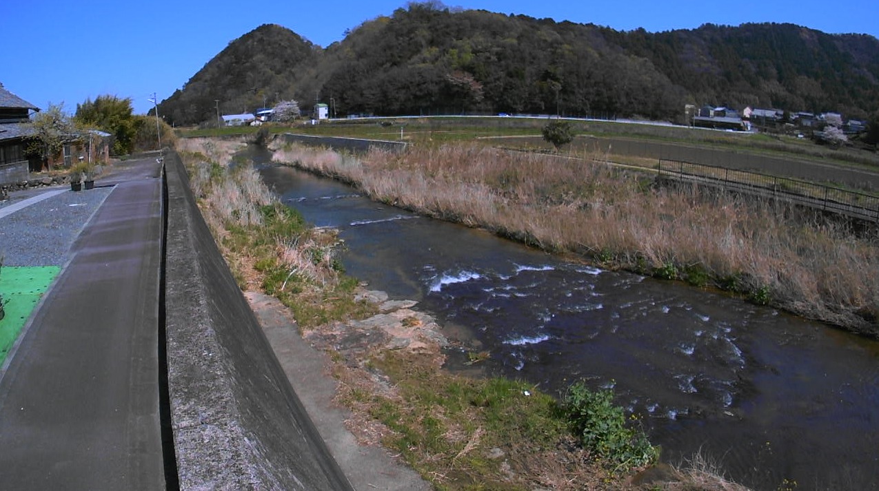 波瀬川4.0KP左岸ライブカメラ(三重県津市一志町井関)