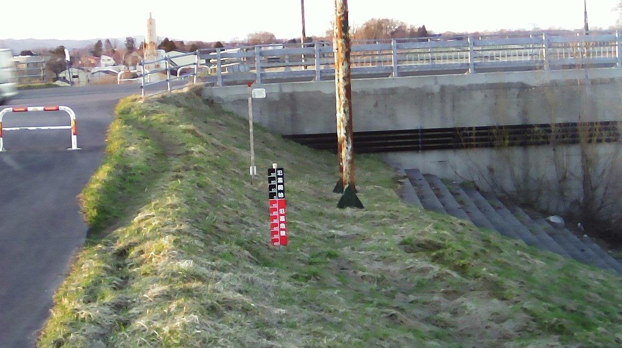 石狩川91.5KP右岸ライブカメラ(北海道新十津川町中央)