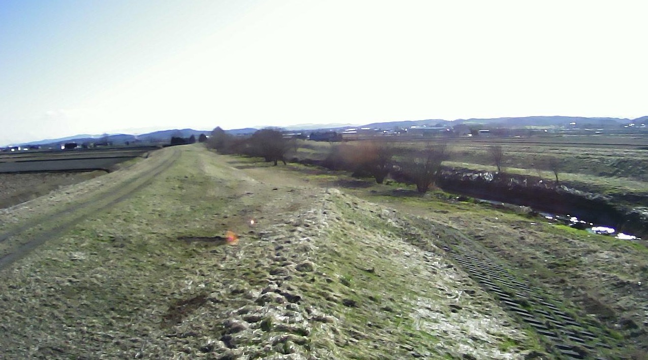 清真布川7.6KP右岸ライブカメラ(北海道岩見沢市栗沢町砺波)