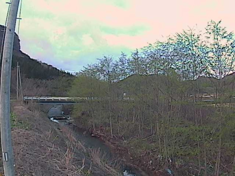 小湊川内童子ライブカメラ(青森県平内町内童子)