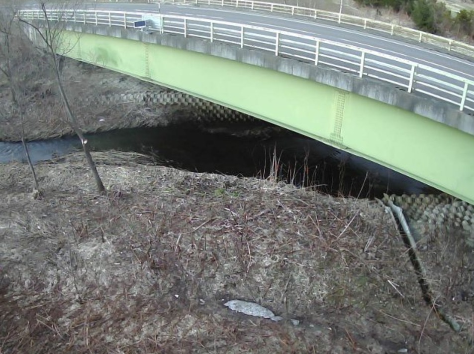 桑の沢川0.8KPライブカメラ(北海道下川町西町)