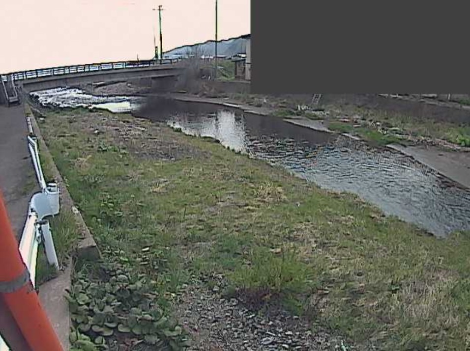 目滝川小易国間橋ライブカメラ(青森県風間浦村易国間)