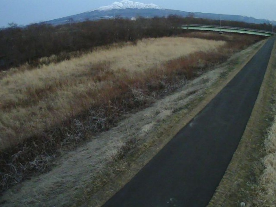 斜里川2.3KPライブカメラ(北海道斜里町美咲)