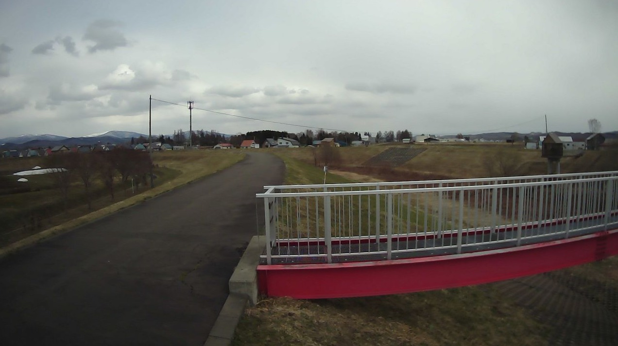 天塩川128.2KP右岸ライブカメラ(北海道美深町西3条南1丁目)