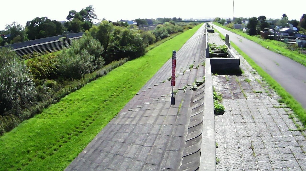 月寒川1.8KP左岸ライブカメラ(北海道札幌市白石区)