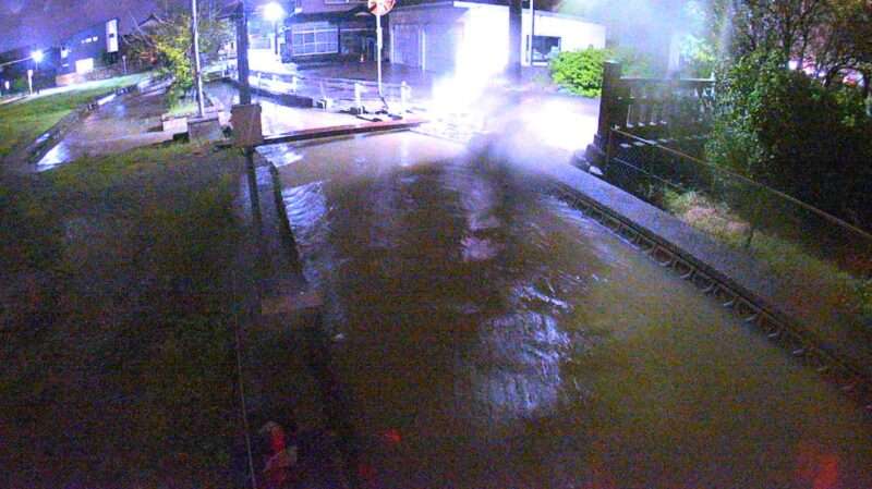 堂尻川西米光ライブカメラ(石川県白山市米光町) 2025年9月20日21時50分 大雨河川増水時 氾濫危険水位