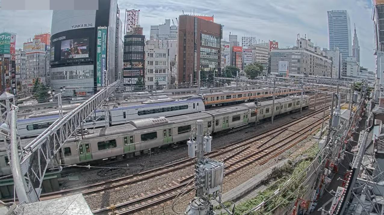 新宿駅鉄道ライブカメラ(東京都新宿区西新宿)