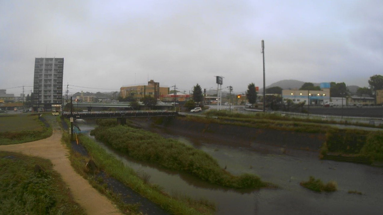 坪井川高平橋ライブカメラ(熊本県熊本市北区)