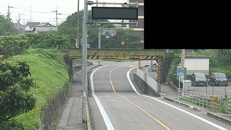 愛媛県道141号西条港線JRアンダー南側ライブカメラ(愛媛県西条市大町)