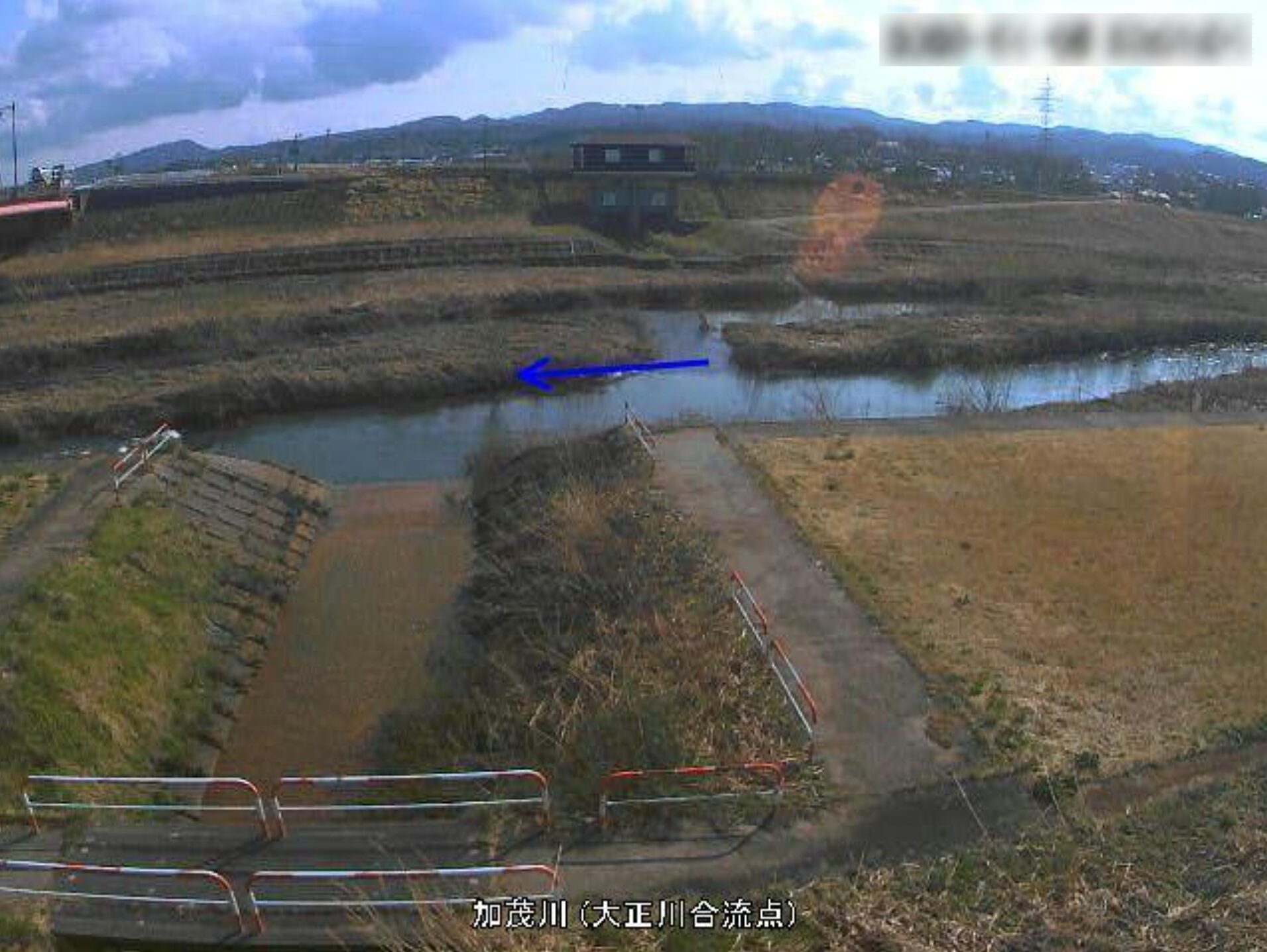 加茂川大正川合流点ライブカメラ(新潟県加茂市加茂)