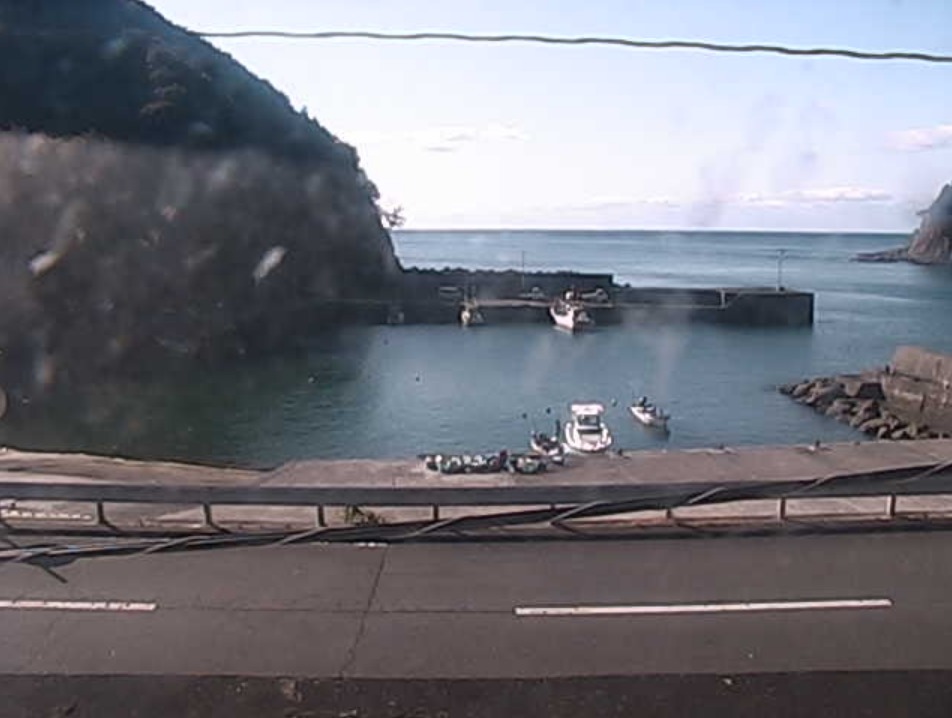 樫ノ浦漁港ライブカメラ(高知県大月町樫ノ浦)