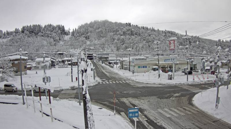 NCT栃尾交番前交差点ライブカメラ(新潟県長岡市栄町)