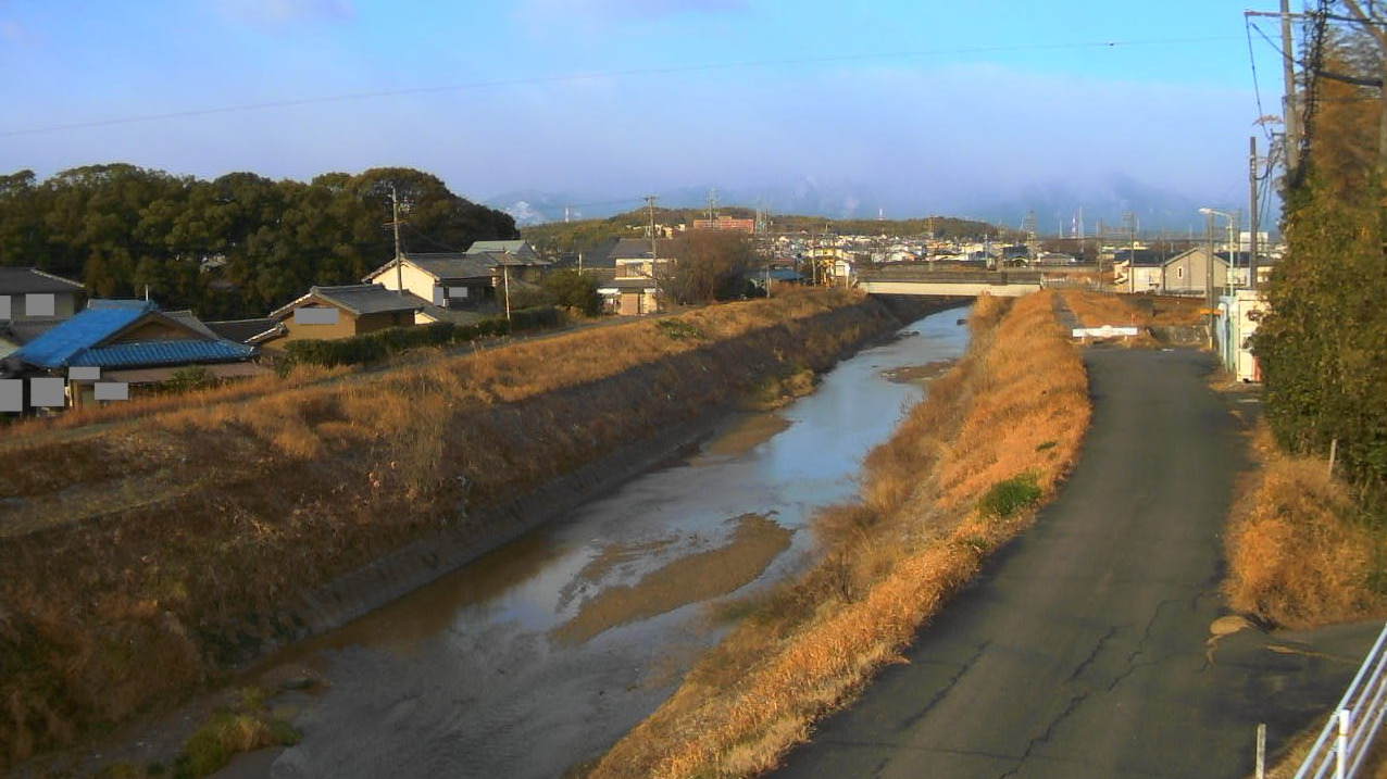 鹿化川鹿化橋上流ライブカメラ(三重県四日市市赤堀南町)