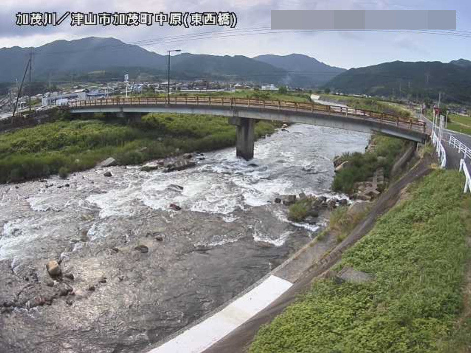 加茂川東西橋ライブカメラ(岡山県津山市加茂町中原)