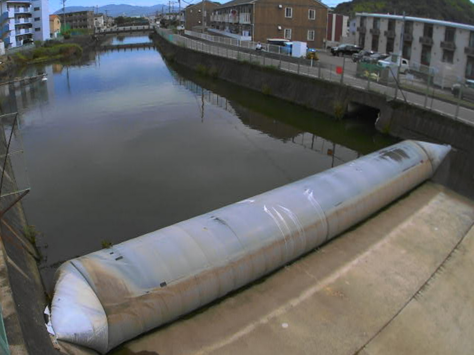 宮前川放水路ライブカメラ(愛媛県松山市別府町)