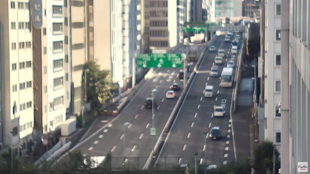 モバイルテレビジョン首都高速道路都心環状線宝町付近ライブカメラ(東京都中央区日本橋兜町)