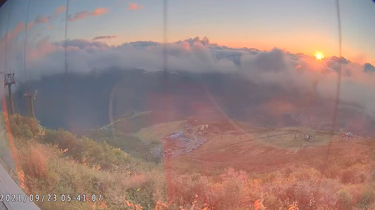 八方尾根黒菱スカイラインライブカメラ(長野県白馬村北城)