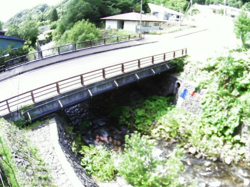 カバユサンナイ川0.4KPライブカメラ(北海道伊達市大滝区北湯沢温泉町)