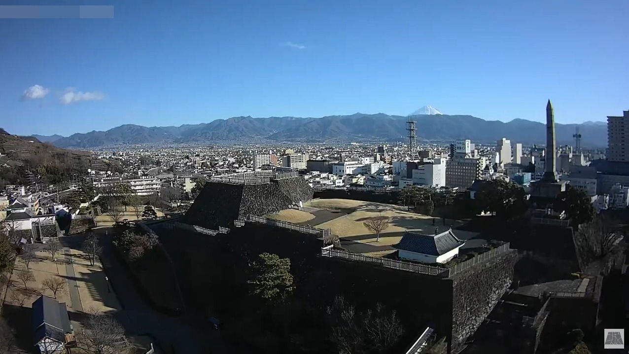 甲府城天守台ライブカメラ(山梨県甲府市丸の内)