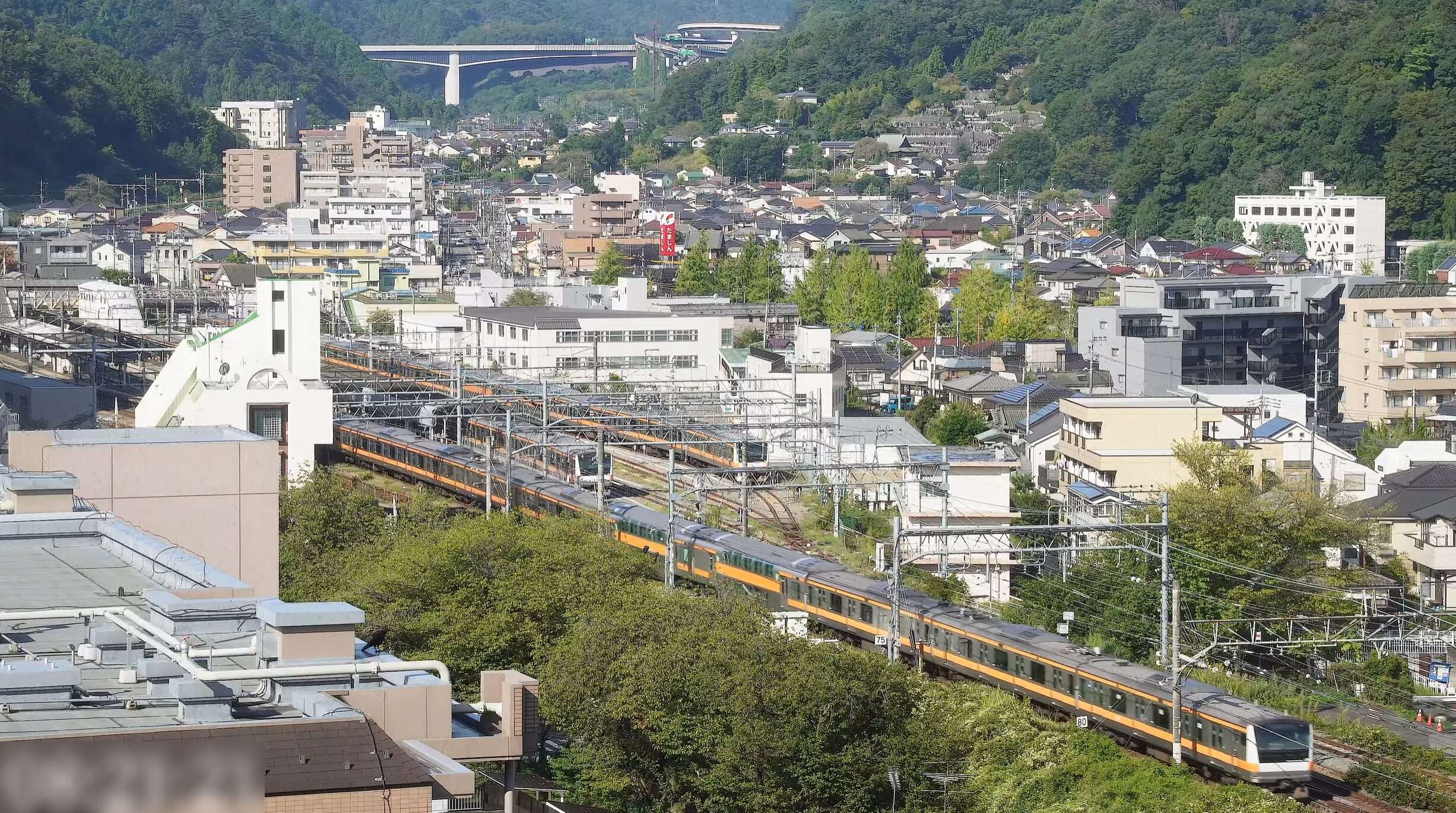 JR中央線高尾駅ライブカメラ(東京都八王子市東浅川町)
