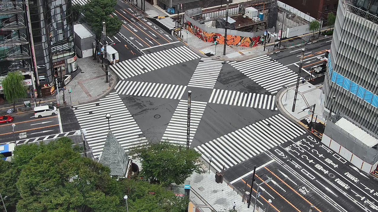 朝日新聞社銀座数寄屋橋スクランブル交差点ライブカメラ(東京都千代田区有楽町)