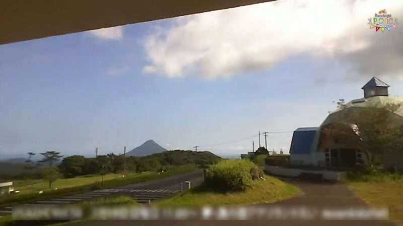 わくわくランド開聞岳ライブカメラ(鹿児島県南九州市頴娃町牧之内)
