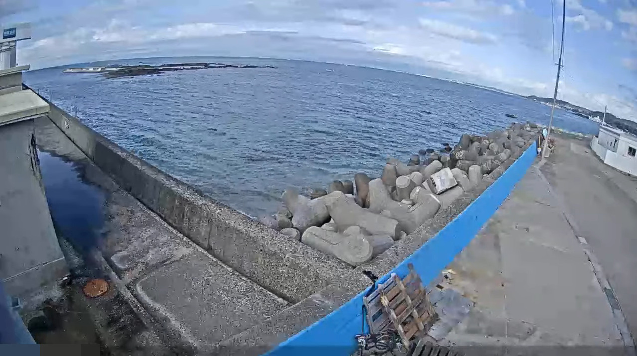 長井漁港本港ライブカメラ(神奈川県横須賀市長井)