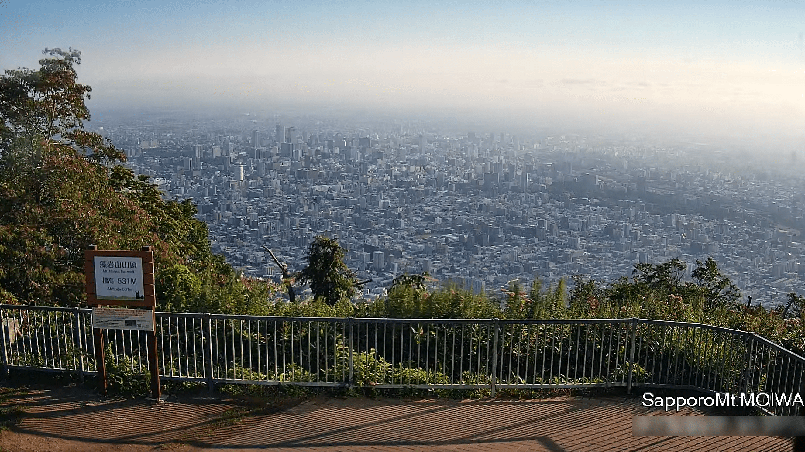 藻岩山山頂ライブカメラ(北海道札幌市南区藻岩山)