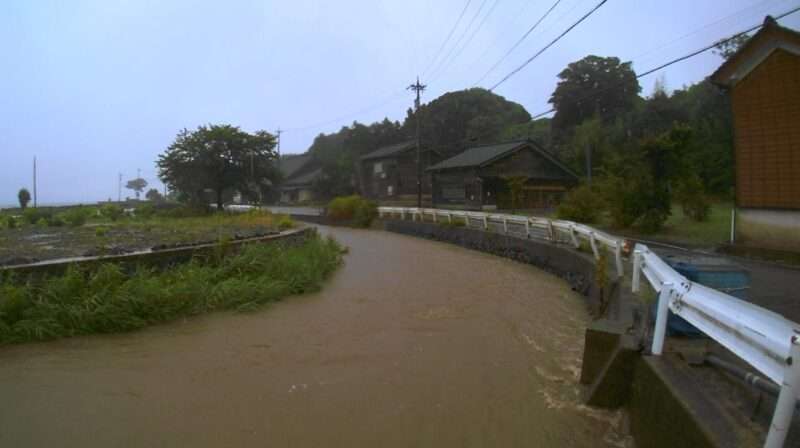 白丸川宮崎橋ライブカメラ(石川県能登町白丸) 2025年8月10日 12:20 氾濫危険水位