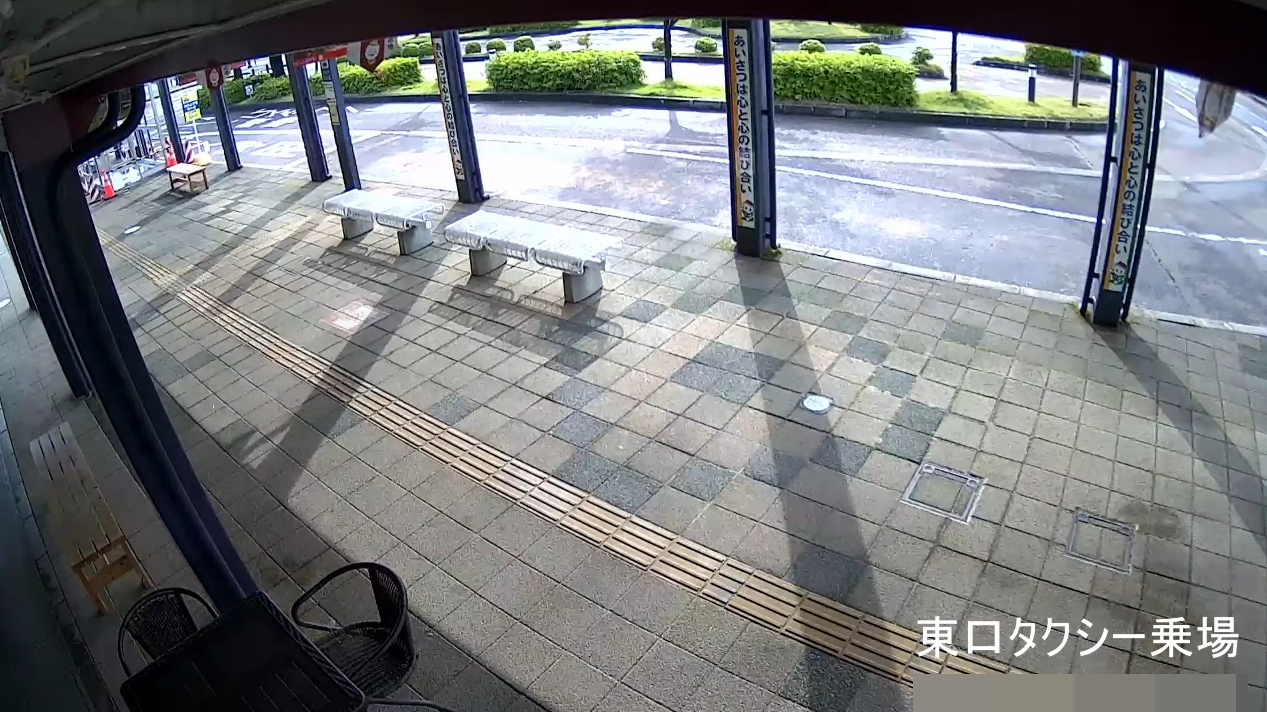 JR中条駅東口タクシー乗場ライブカメラ(新潟県胎内市表町)