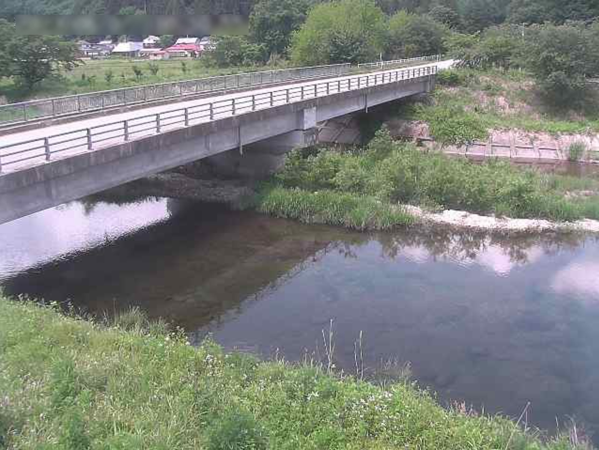 阿賀川荒海橋ライブカメラ(福島県南会津町糸沢)