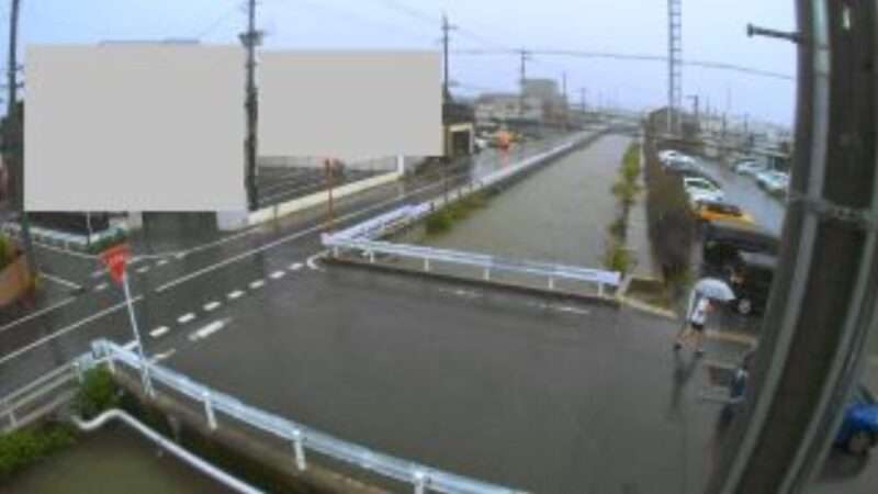 池町川二の江橋ライブカメラ(福岡県久留米市梅満町) 2025年10月4日16時00分 大雨河川増水時 氾濫危険水位