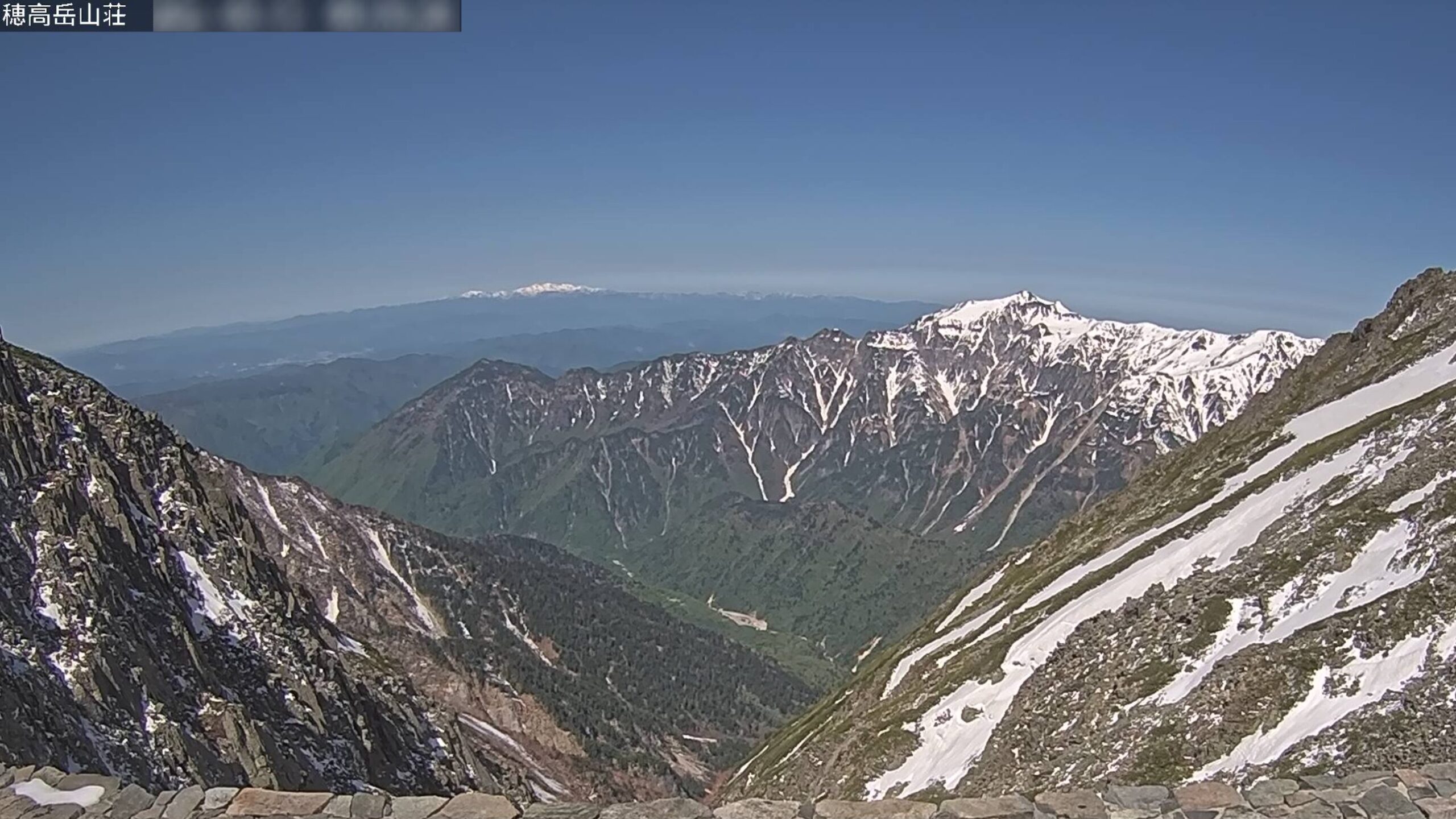 穂高岳山荘西側ライブカメラ(岐阜県高山市奥飛騨温泉郷)