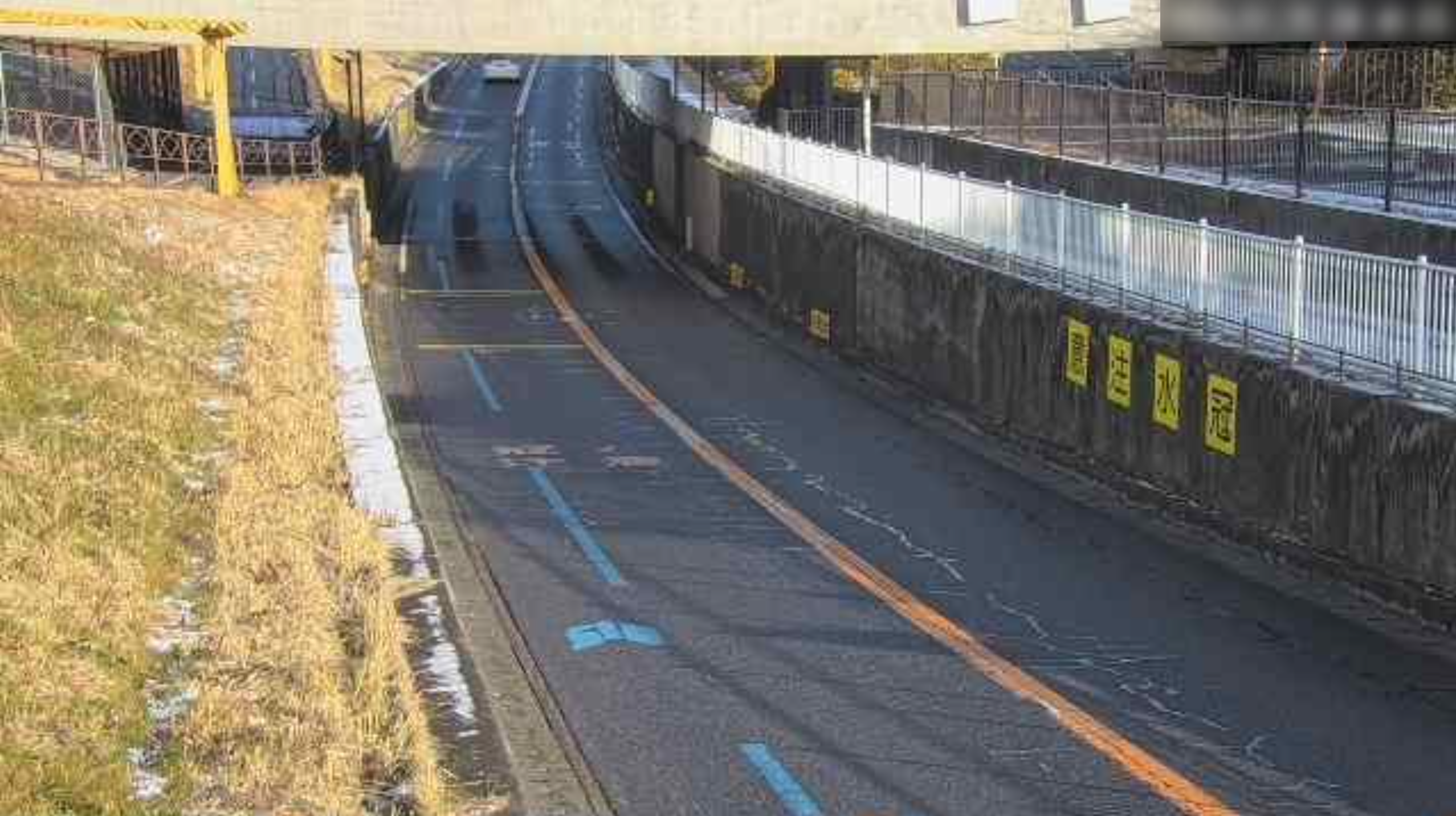 滋賀県道18号大津草津線近江大橋アンダーライブカメラ(滋賀県草津市新浜町)