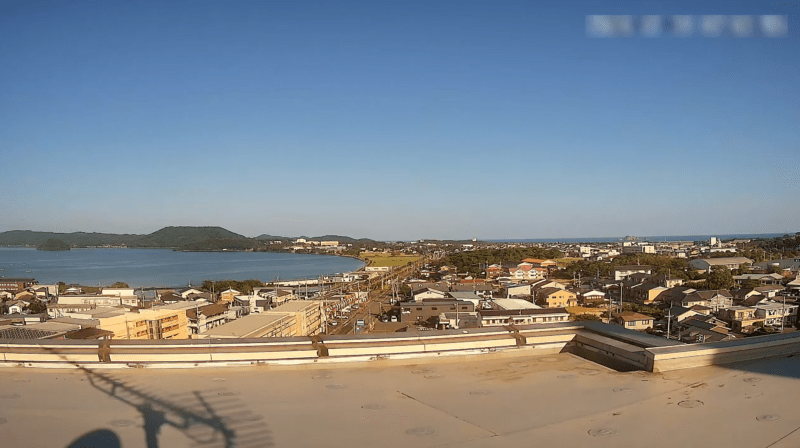 サンシープラザ湖山池ライブカメラ(鳥取県鳥取市湖山町西)