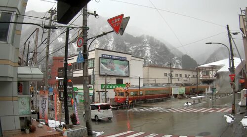 群馬県道12号前橋高崎線石倉アンダーライブカメラ(群馬県前橋市石倉町) ライブカメラDB