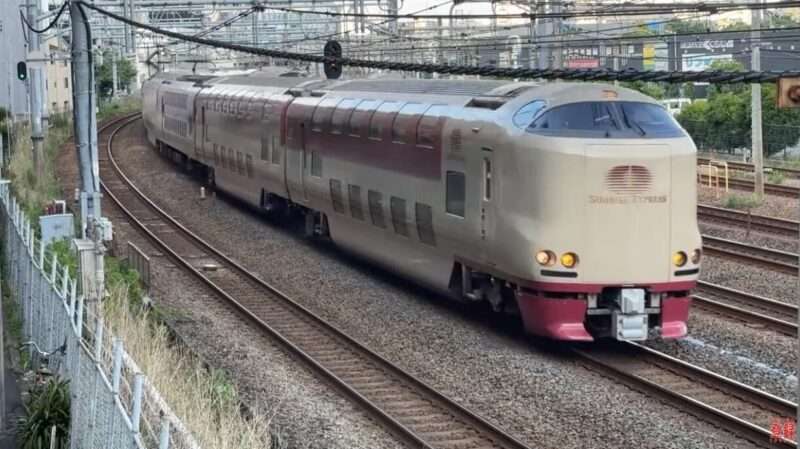 電車くんTVライブカメラ(神奈川県横浜市西区)　2025年6月5日サンライズ通過時