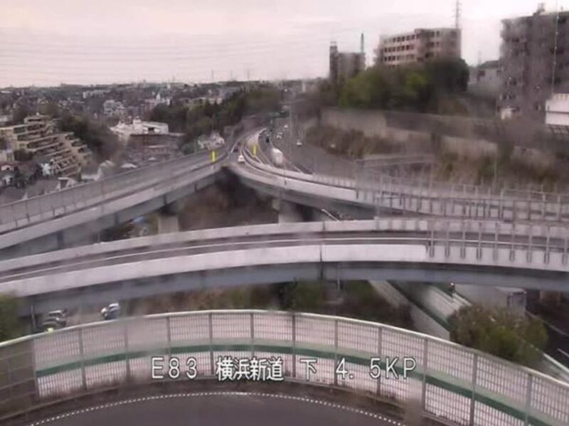 横浜新道新保土ヶ谷インターチェンジライブカメラ(神奈川県横浜市保土ケ谷区藤塚町)