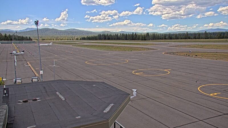 トラッキー・タホ空港(TRUCKEE TAHOE AIRPORT RUNWAY CAM)