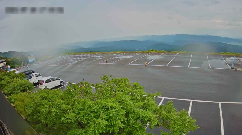 月山8合目バス駐車場ライブカメラ(山形県鶴岡市羽黒町)