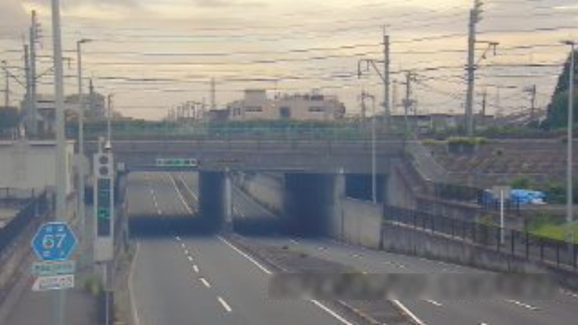 埼玉県道67号葛飾吉川松伏線吉川美南地下道ライブカメラ(埼玉県吉川市美南)