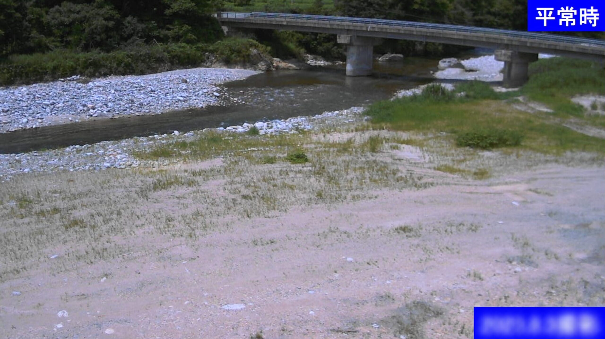 荒川越中里橋ライブカメラ(山形県小国町越中里)