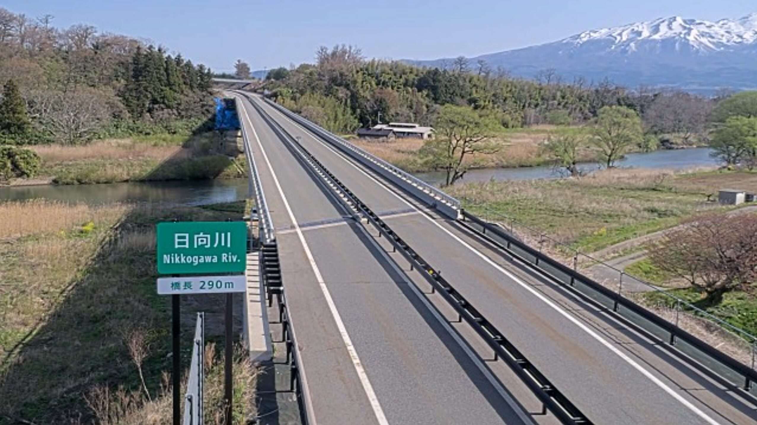 日本海東北自動車道日向川橋ライブカメラ(山形県酒田市宮海)