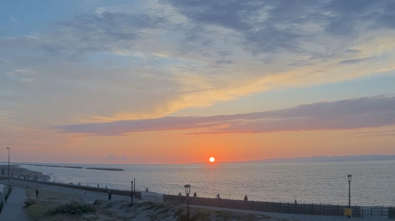 新潟日本海夕日ライブカメラ(新潟県新潟市西区)